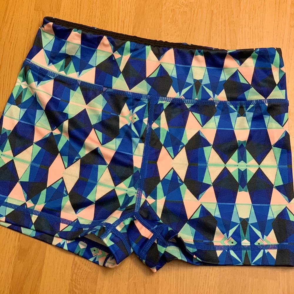 Compression shorts